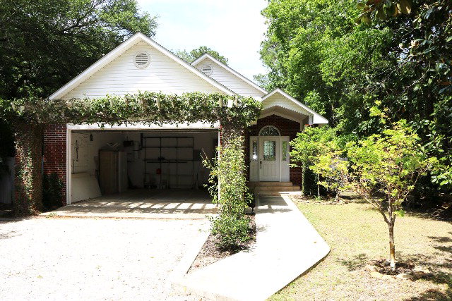 404 Canal Drive, Gulf Shores, AL 36542