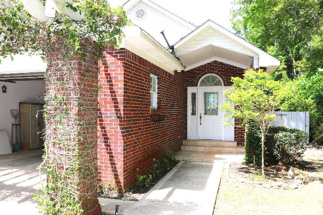 404 Canal Drive, Gulf Shores, AL 36542