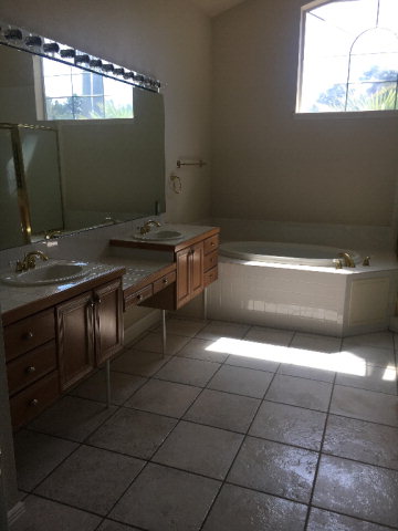 24 Lagoon Dr, Gulf Shores, AL 36542