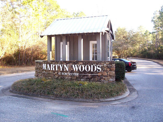 5628 Mill House Rd, Gulf Shores, AL 36542