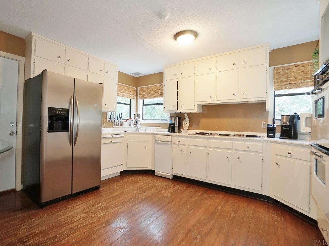 18138 FORT MORGAN RD, Gulf Shores, AL 36542