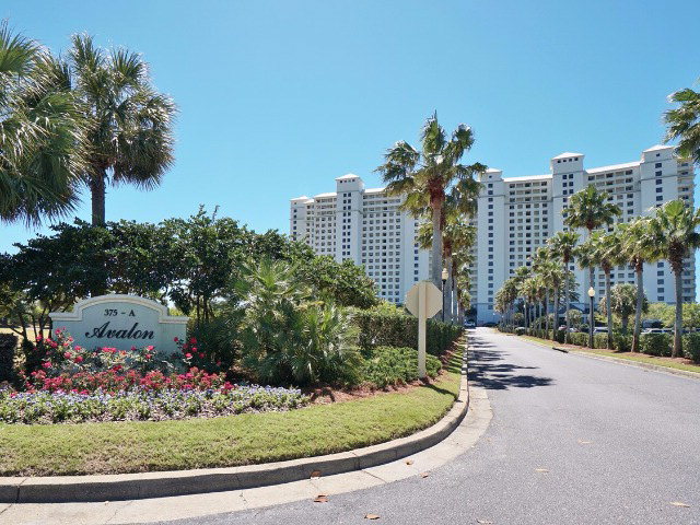 527 Beach Club Drive, Gulf Shores, AL 36542