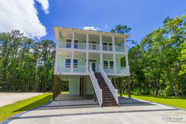 5157 Skiff Ln, Gulf Shores, AL 36542