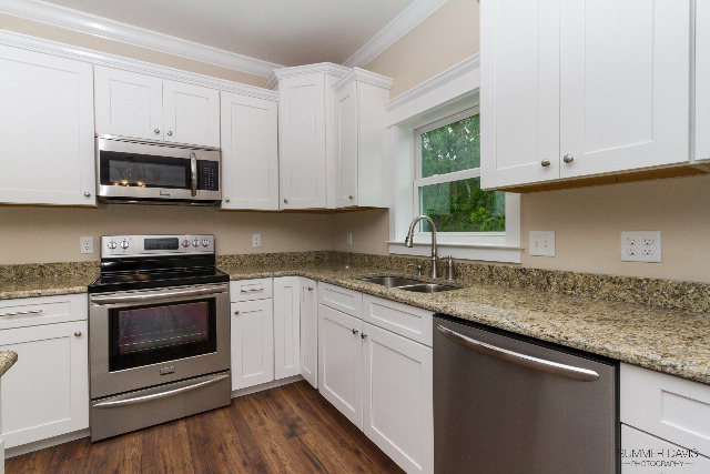 5157 Skiff Ln, Gulf Shores, AL 36542