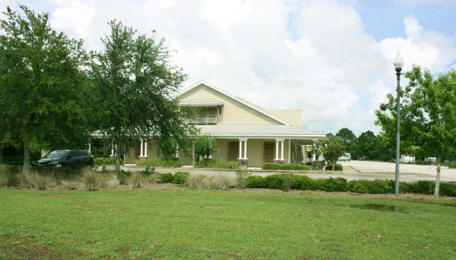 1240 Commerce Dr, Gulf Shores, AL 36542