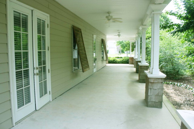1240 Commerce Dr, Gulf Shores, AL 36542