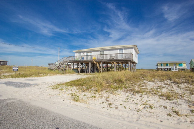 2845 Ponce De Leon Court, Gulf Shores, AL 36542
