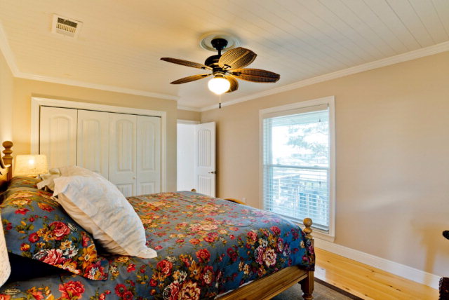 8818 Dolphin Lane, Gulf Shores, AL 36542