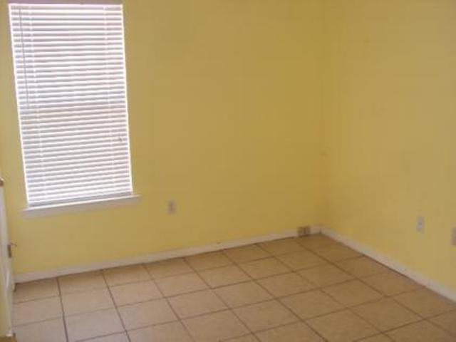 1349 W Lagoon Ave, Gulf Shores, AL 36542