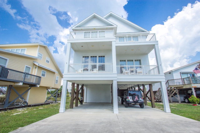 474 1st Avenue, Gulf Shores, AL 36542