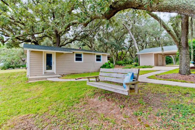 9398 Bayview Drive, Lillian, AL 36549