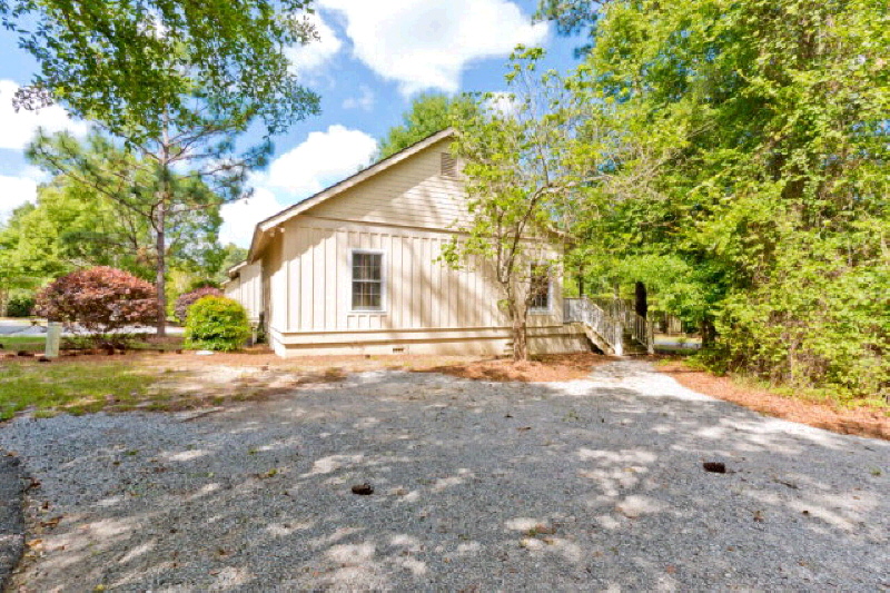 17357 Cabin Road, Loxley, AL 36551