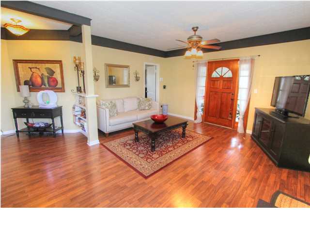 16201 Zenith Dr, Loxley, AL 36551