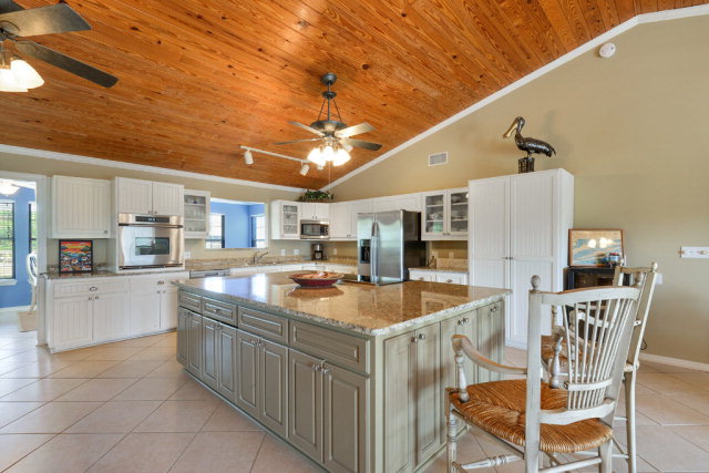 32547 Sandpiper Dr, Orange Beach, AL 36561