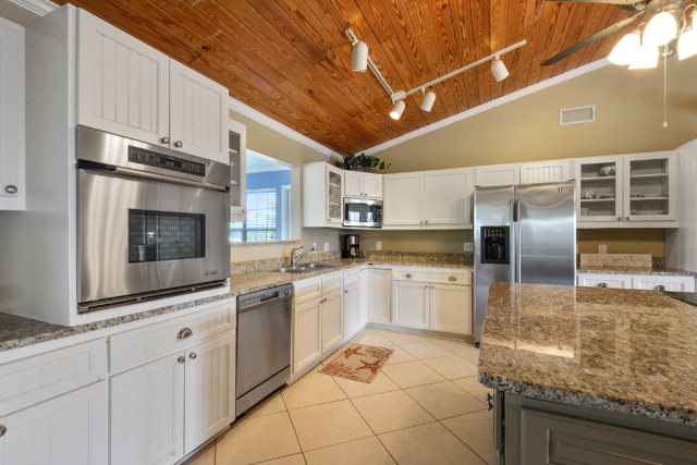 32547 Sandpiper Dr, Orange Beach, AL 36561