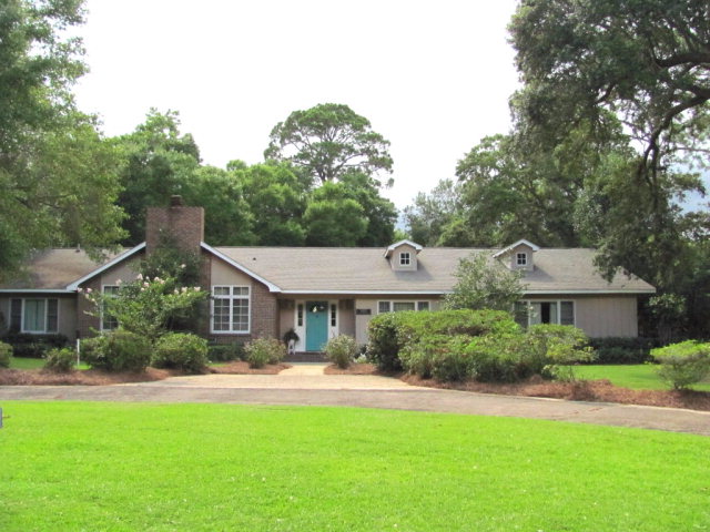 5485 Oakridge Drive, Orange Beach, AL 36561