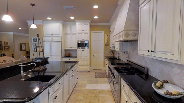 32330 Sandpiper Dr, Orange Beach, AL 36561