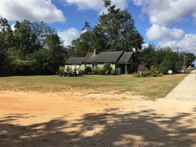 19232 US Highway 90, Robertsdale, AL 36567