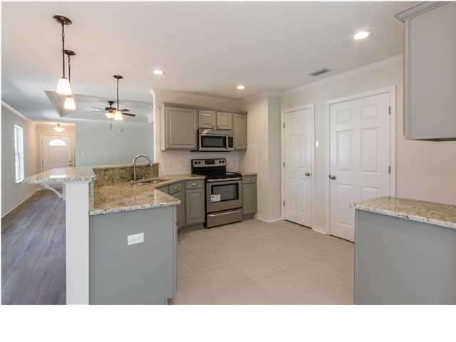206GAYLE LN, Satsuma, AL 36572