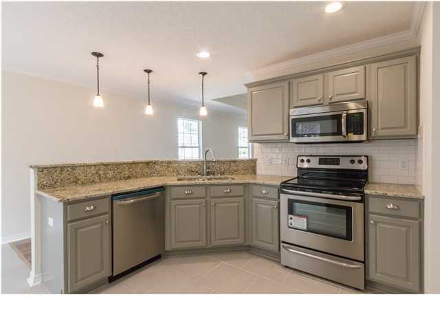 206GAYLE LN, Satsuma, AL 36572