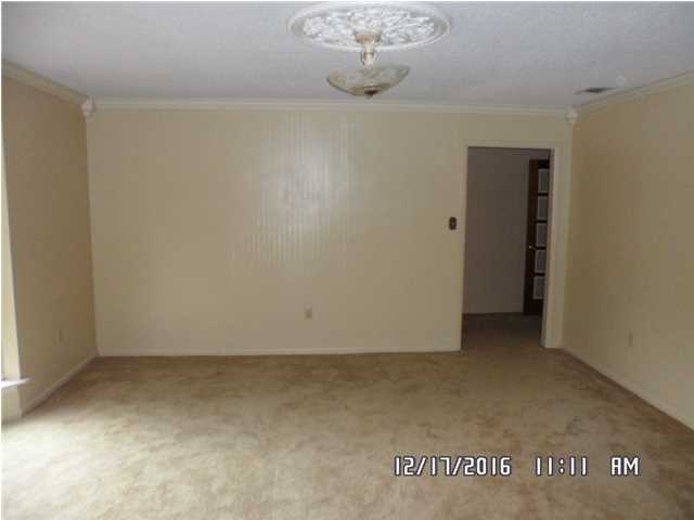 211 East BAYOU AVE, Satsuma, AL 36572