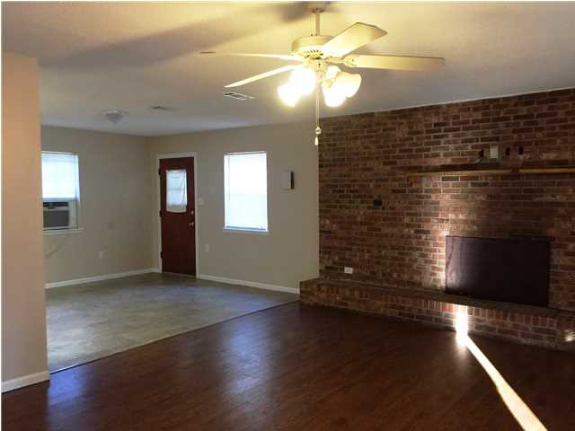8260GRAHAM RD, Semmes, AL 36575