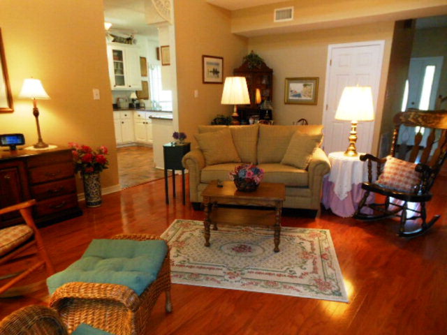 18733 East River Road, Silverhill, AL 36576