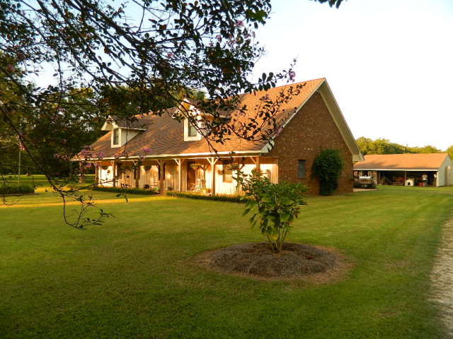 21372 County Road 49, Silverhill, AL 36576