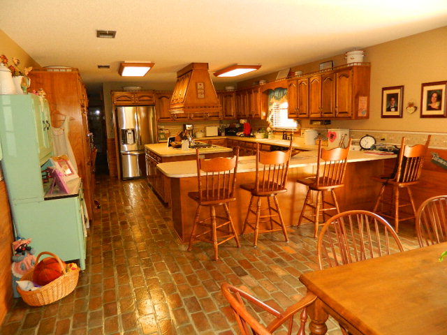 21372 County Road 49, Silverhill, AL 36576