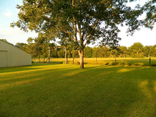 21372 County Road 49, Silverhill, AL 36576