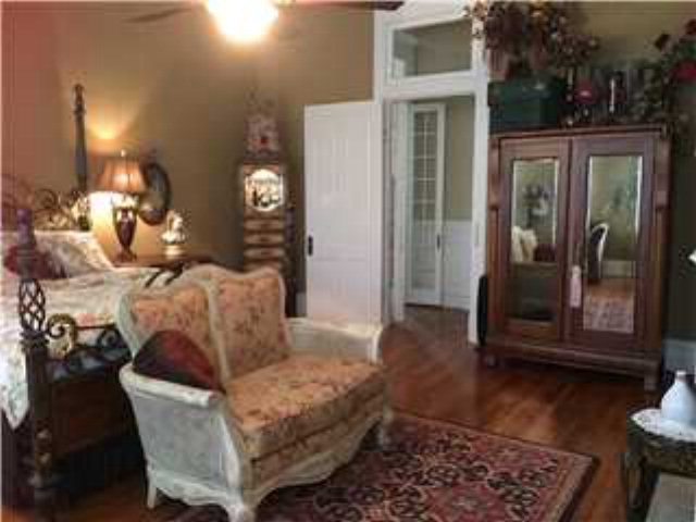 61 Ann Street, Mobile, AL 36604