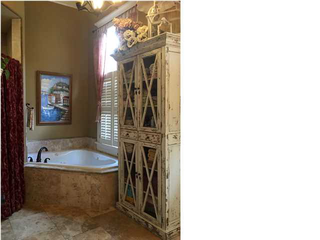 61 Ann Street, Mobile, AL 36604