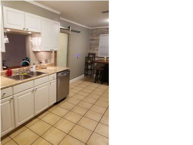 1751PARKWAY DR, Mobile, AL 36605