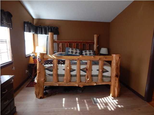 2390PAULINE DR, Mobile, AL 36605