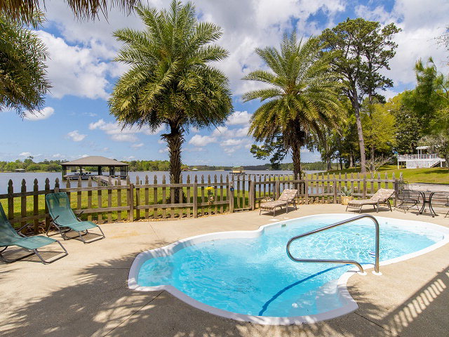 2929 Raines Ct, Mobile, AL 36605