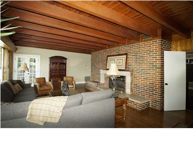 2050POINT LEGERE RD, Mobile, AL 36605