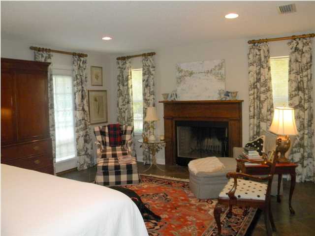 2456VENETIA RD, Mobile, AL 36605