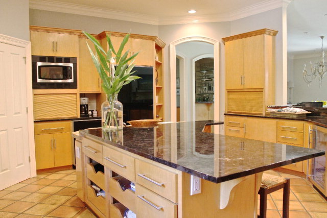 3211 Venetia Rd, Mobile, AL 36605
