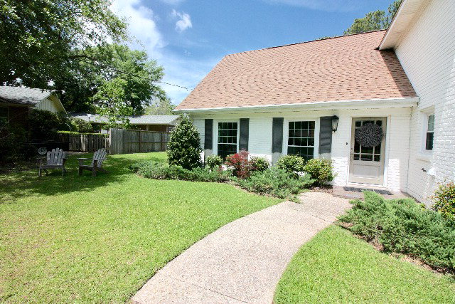 3804 Conway Dr, Mobile, AL 36608