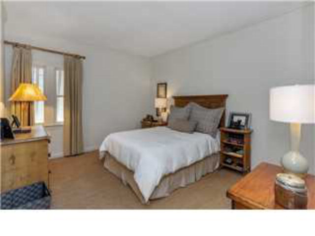 2 Spring Bank Road, Mobile, AL 36608