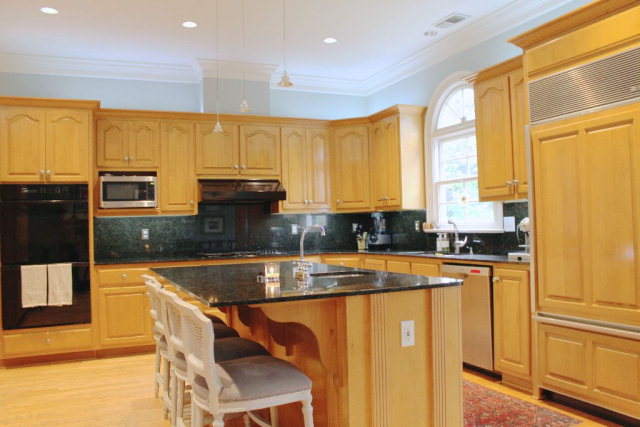 77 Elizabeth Lane, Mobile, AL 36608