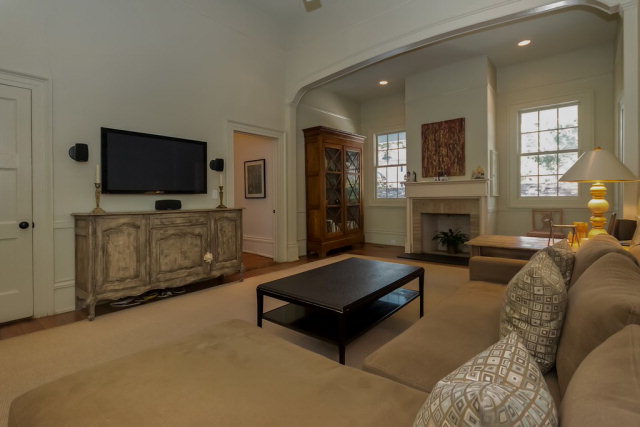111 Myrtlewood Ln, Mobile, AL 36608