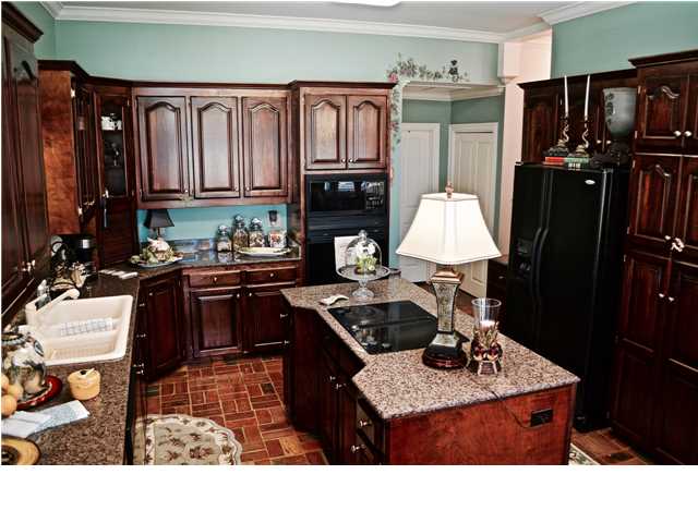 12390 Airport Blvd, Mobile, AL 36608