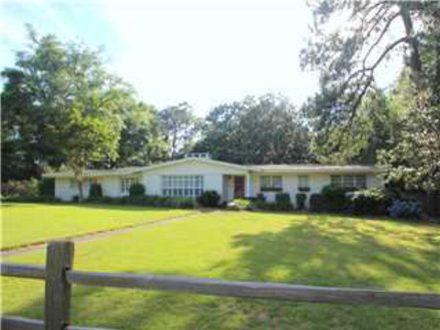 250 Rochester Road, Mobile, AL 36608