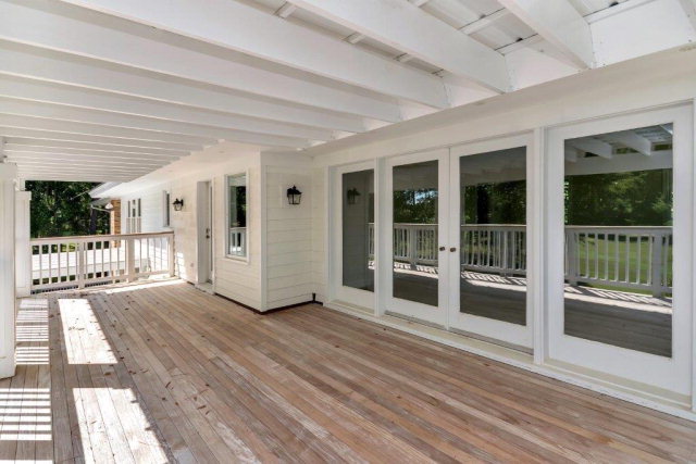 4304 Lakewood Court, Mobile, AL 36608