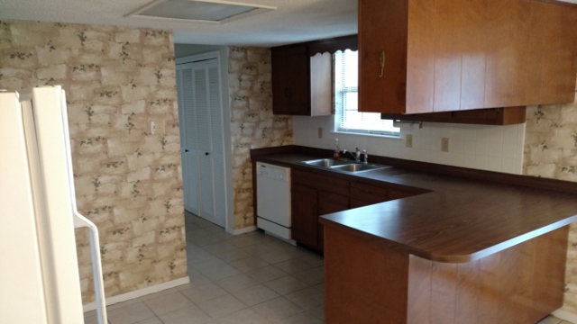 7851 Tower Dr, Mobile, AL 36619