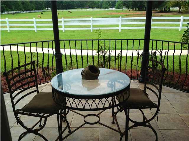 8781THREE NOTCH RD, Mobile, AL 36619