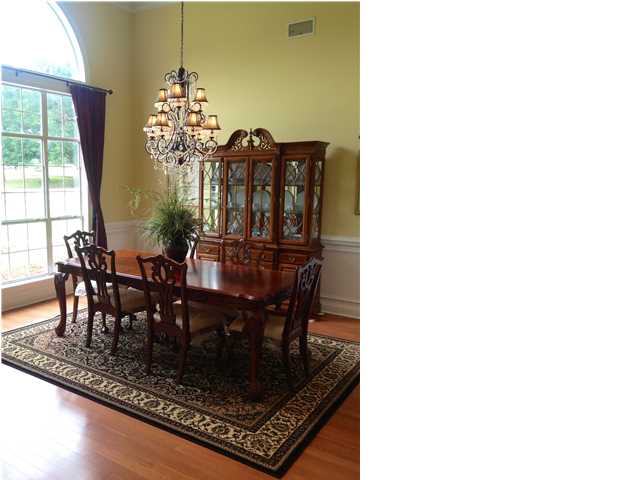 8781THREE NOTCH RD, Mobile, AL 36619