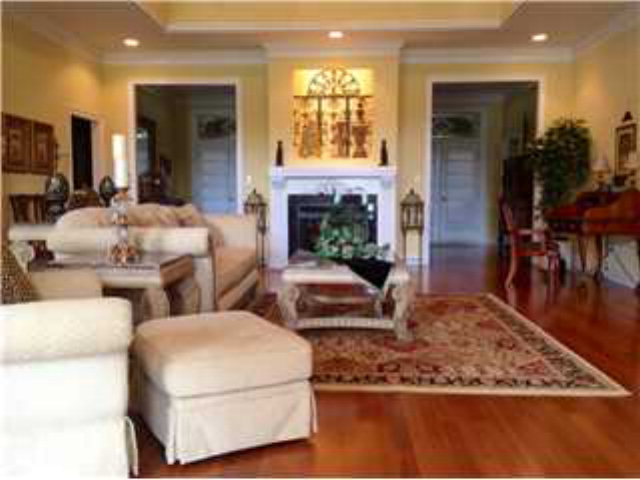 8781 Three Notch Rd, Mobile, AL 36619