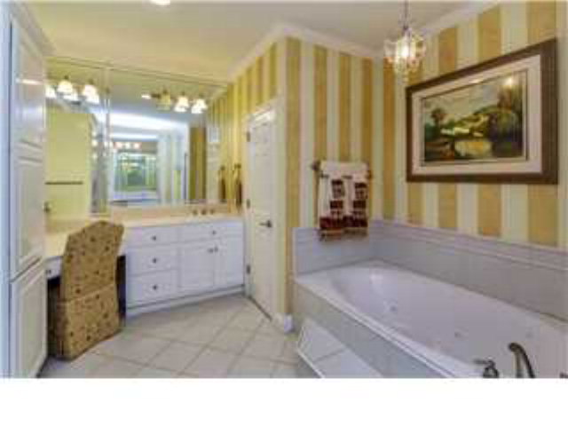 7159 Wynnridge Dr, Mobile, AL 36695